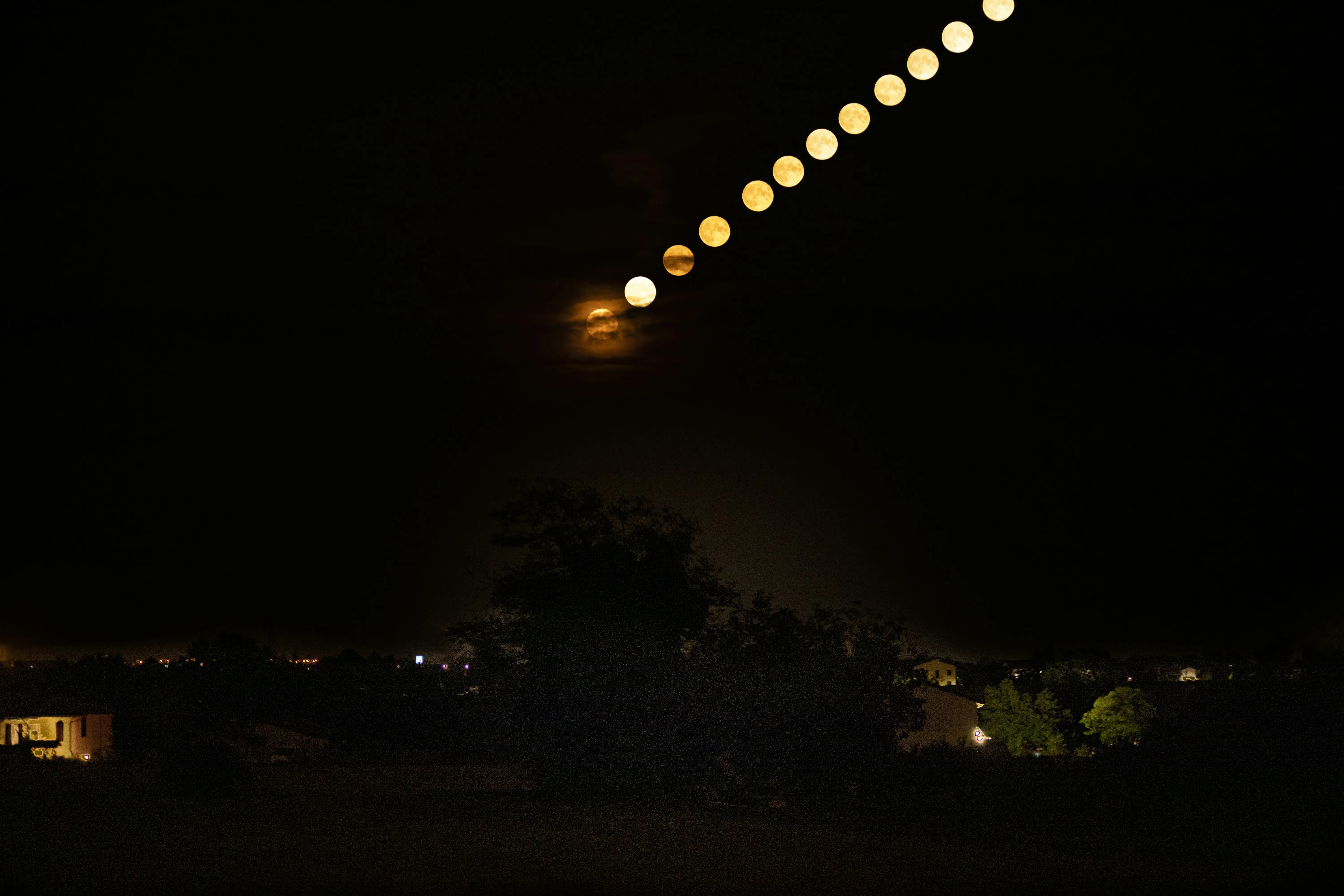 Tithi Explained: How Lunar Days Shape Hindu Festivals and Rituals